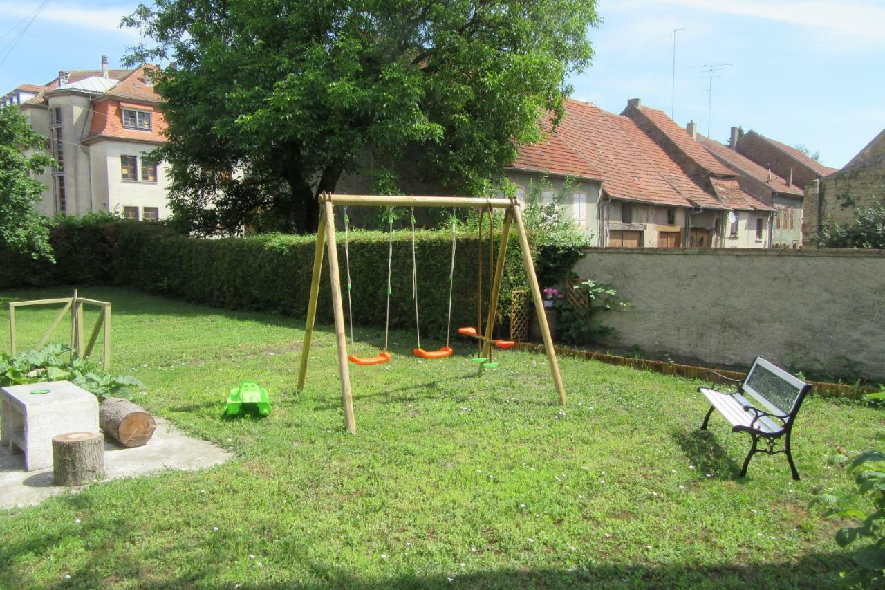 La Belle Endormie - Appartement A Fenetrange Экстерьер фото